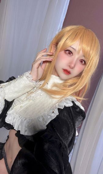 监禁女教师