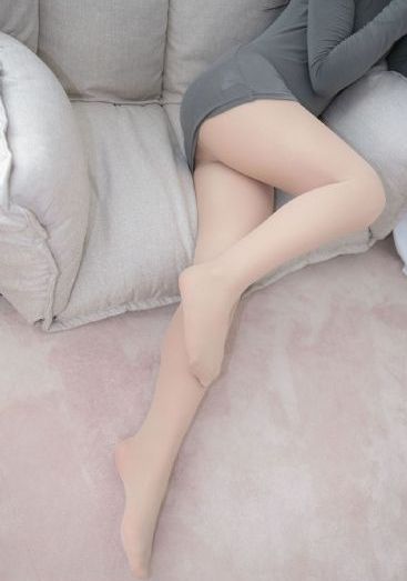 年轻的妈妈免费