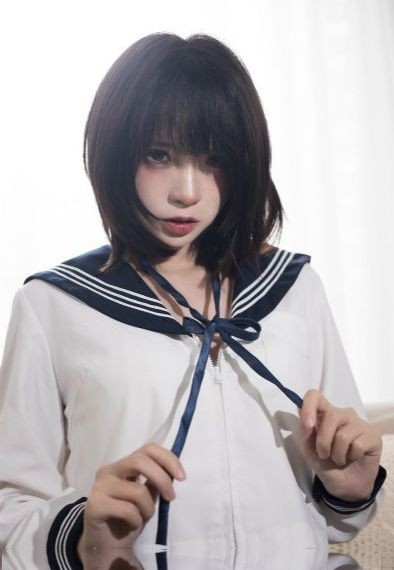 何蓝逗